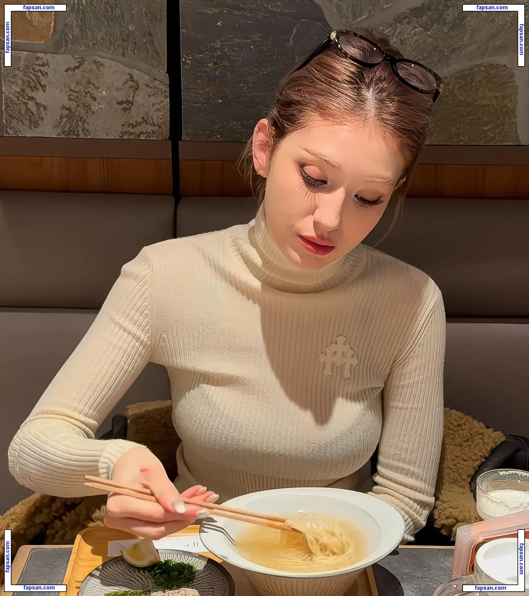 Jeon Somi nude photo #0277 from OnlyFans