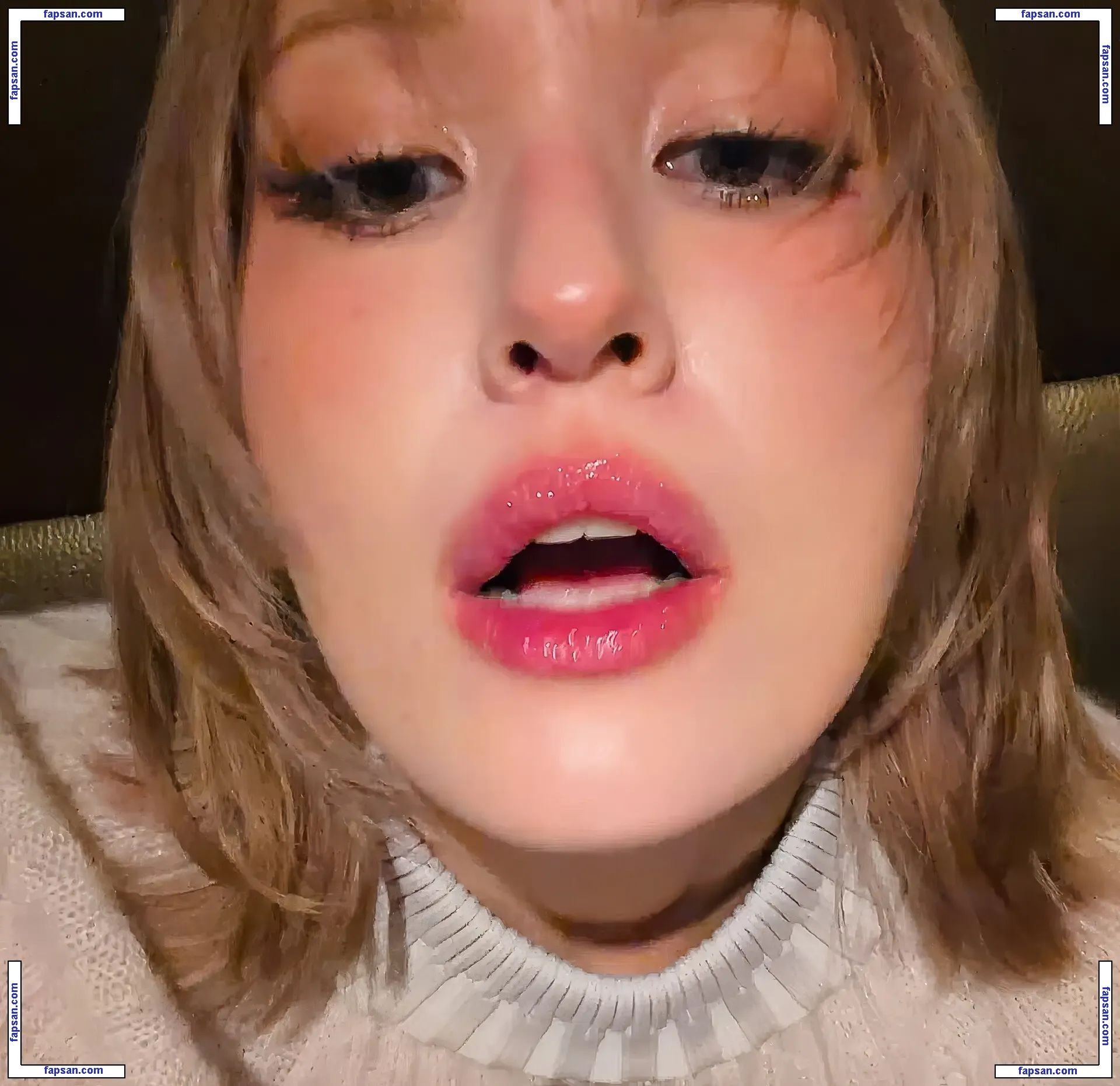 Jeon Somi nude photo #0284 from OnlyFans