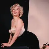 Jeri Mae James голая #0004