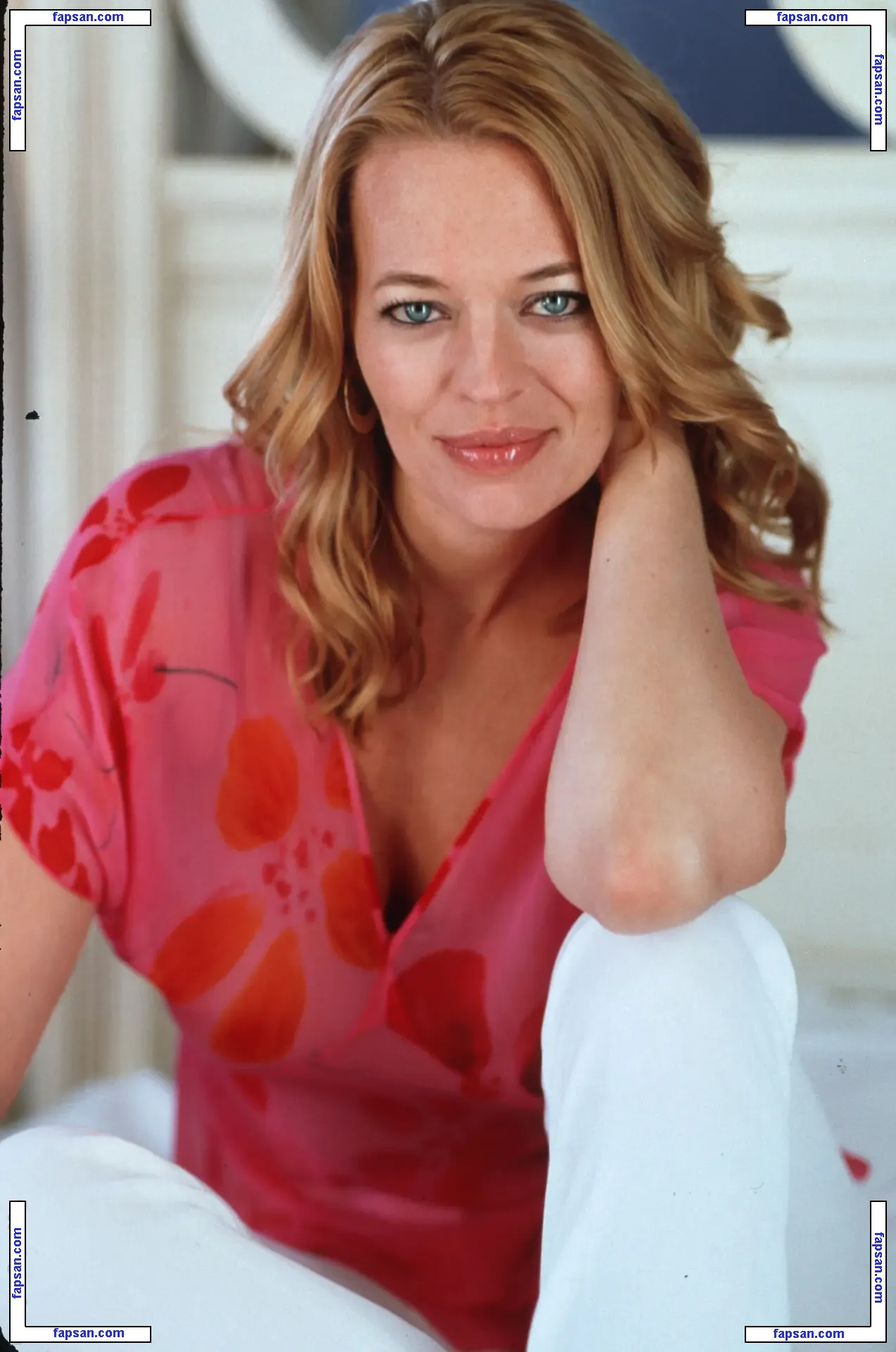 Jeri Ryan nude photo #0205 from OnlyFans