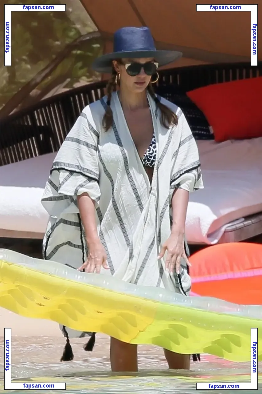 Jessica Alba nude photo #0203 from OnlyFans