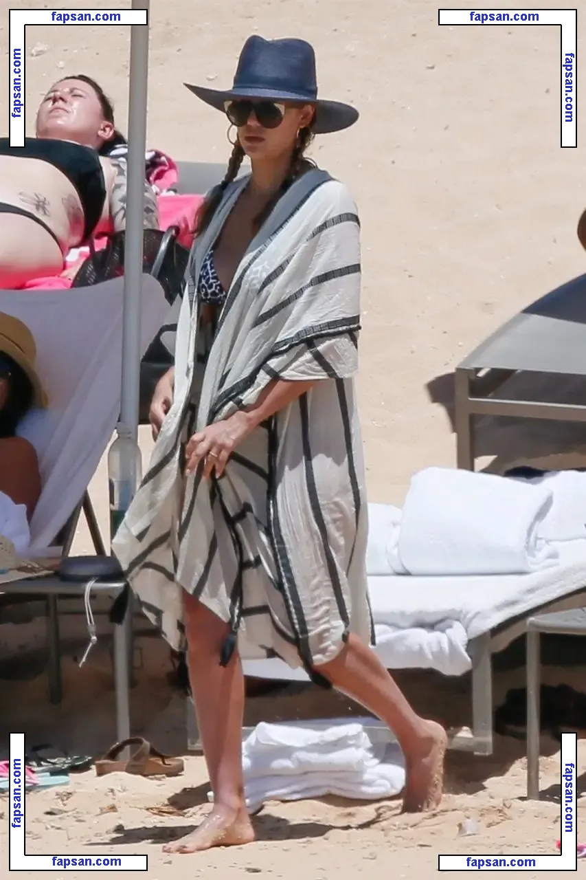 Jessica Alba nude photo #0217 from OnlyFans