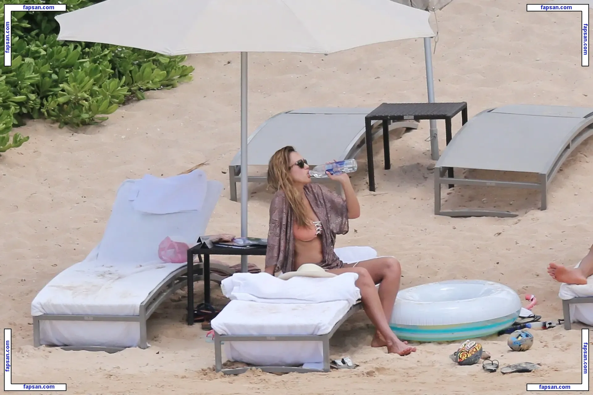 Jessica Alba nude photo #0268 from OnlyFans