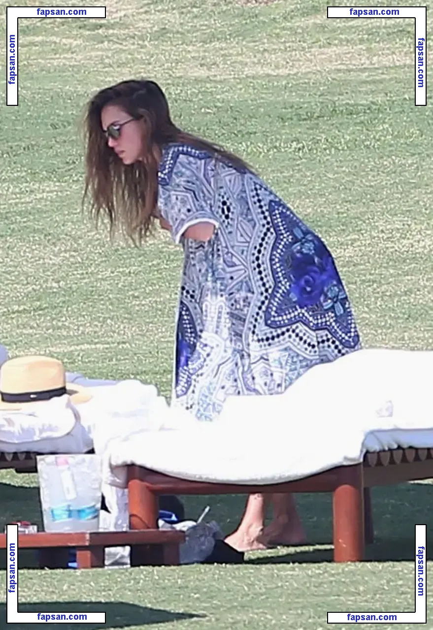 Jessica Alba nude photo #0324 from OnlyFans