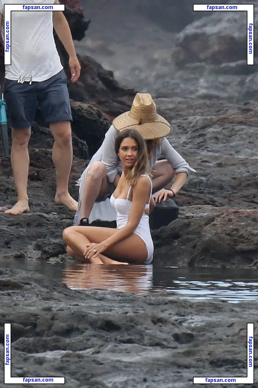 Jessica Alba nude photo #0645 from OnlyFans