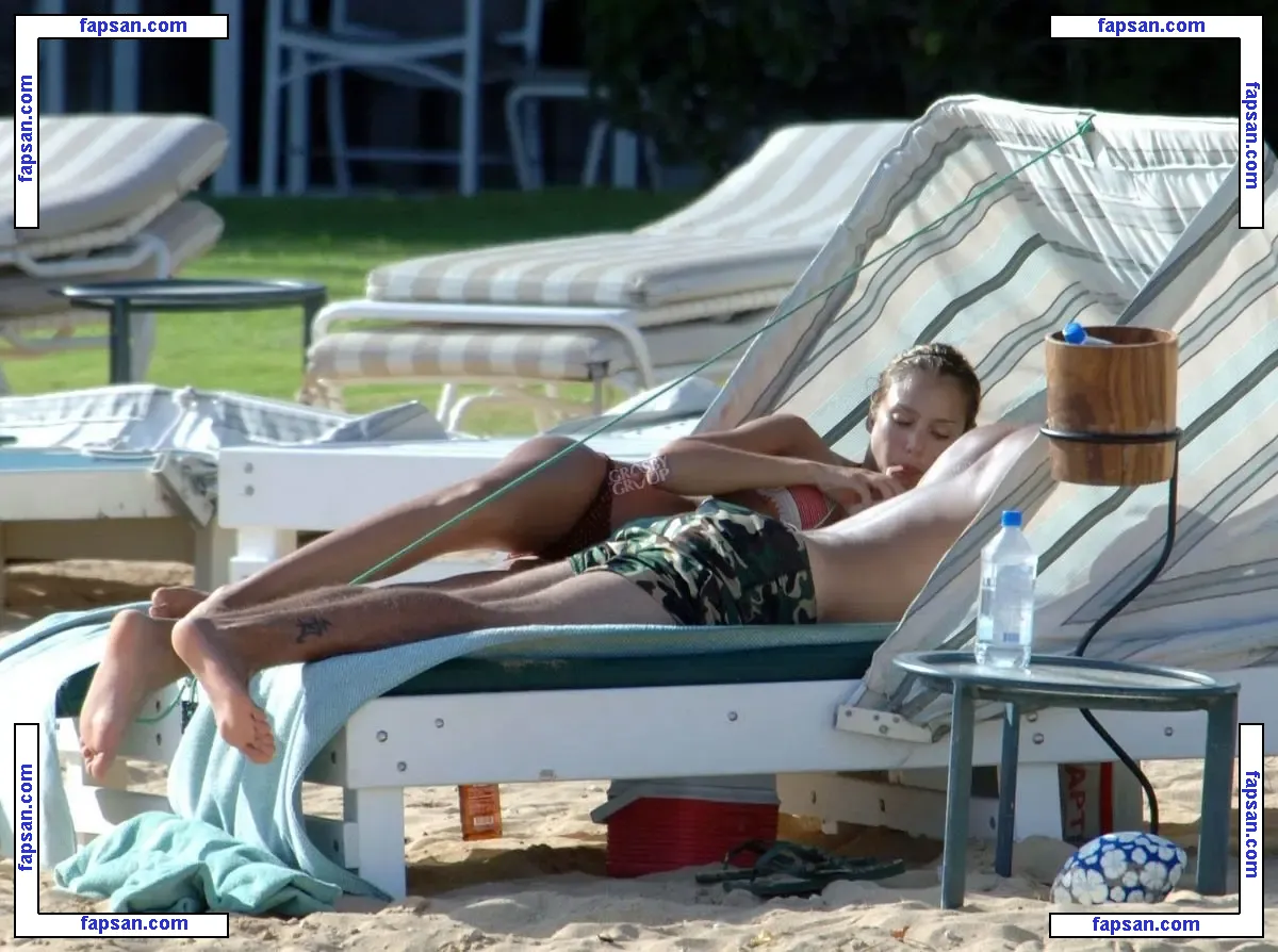 Jessica Alba nude photo #0742 from OnlyFans