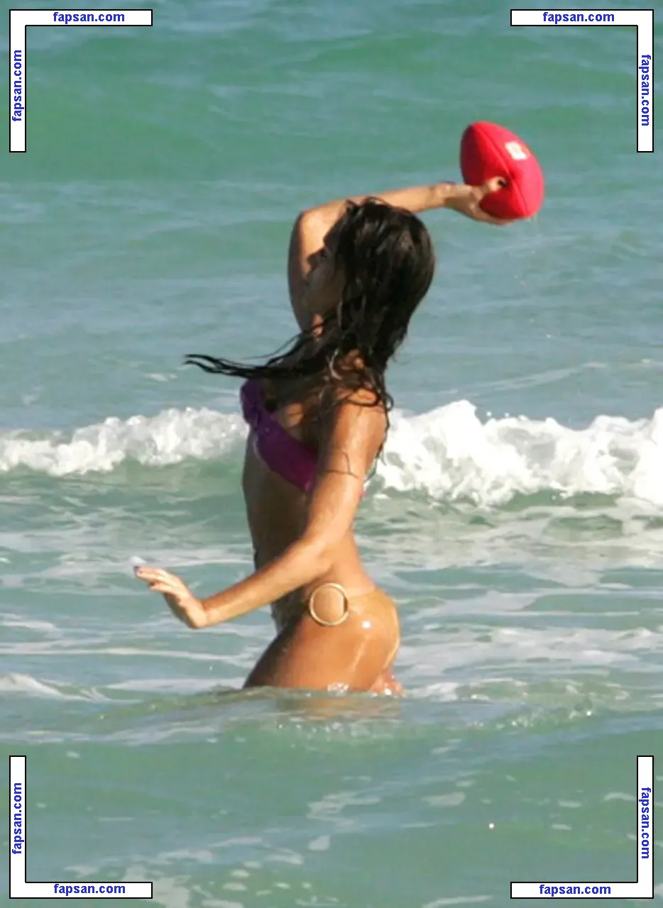 Jessica Alba nude photo #1105 from OnlyFans