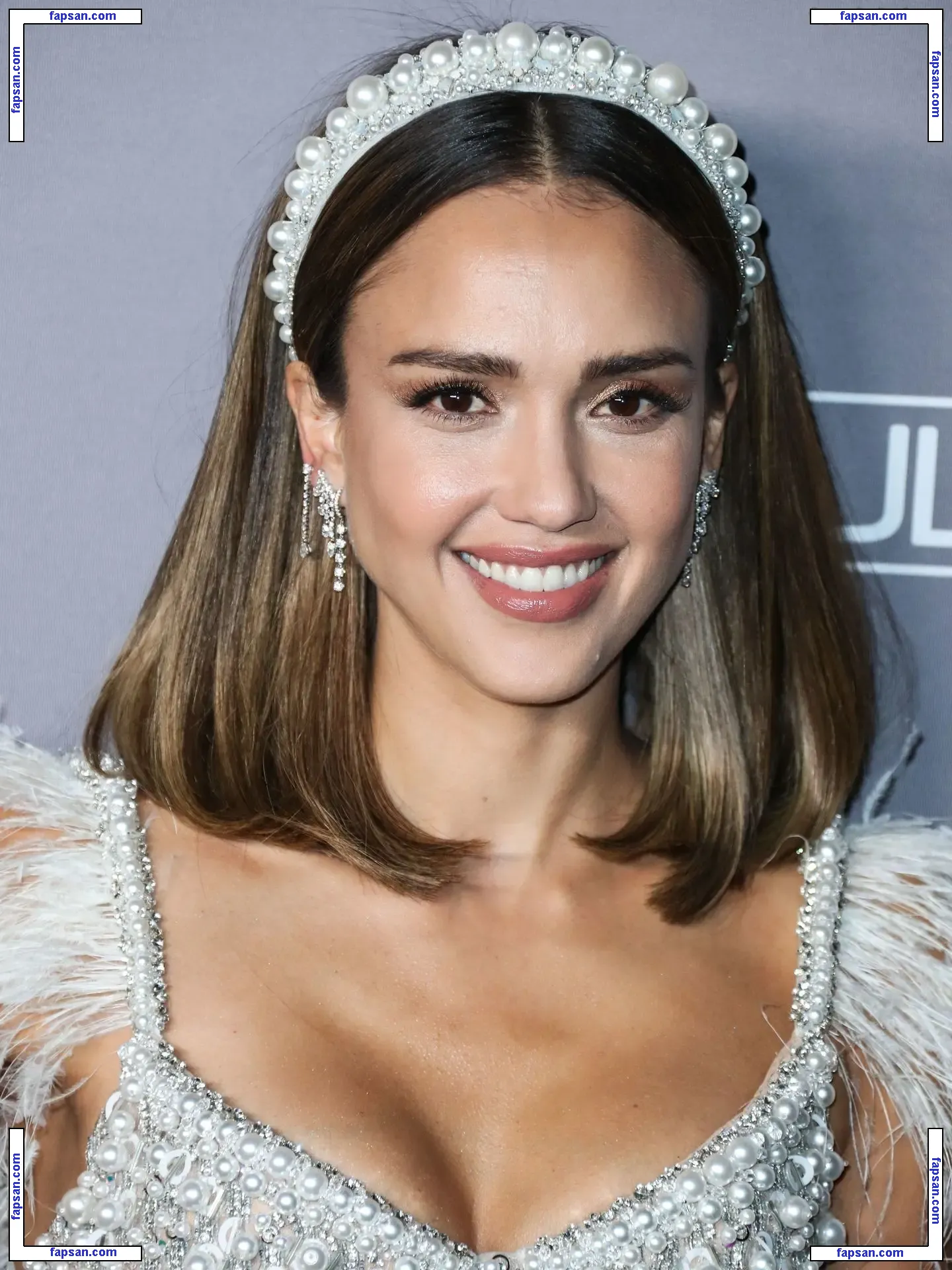 Jessica Alba голая фото #1687 с Онлифанс