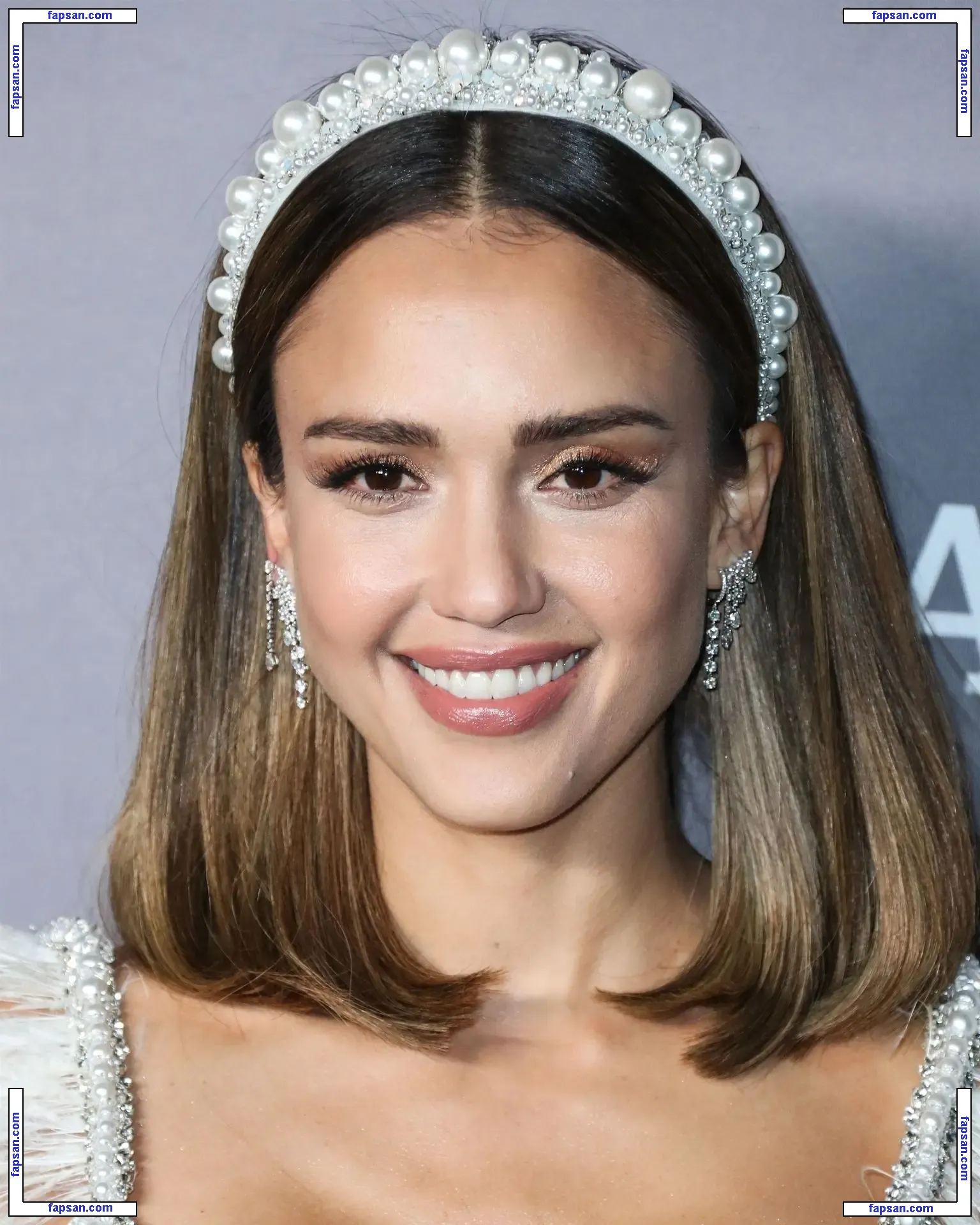 Jessica Alba голая фото #1706 с Онлифанс