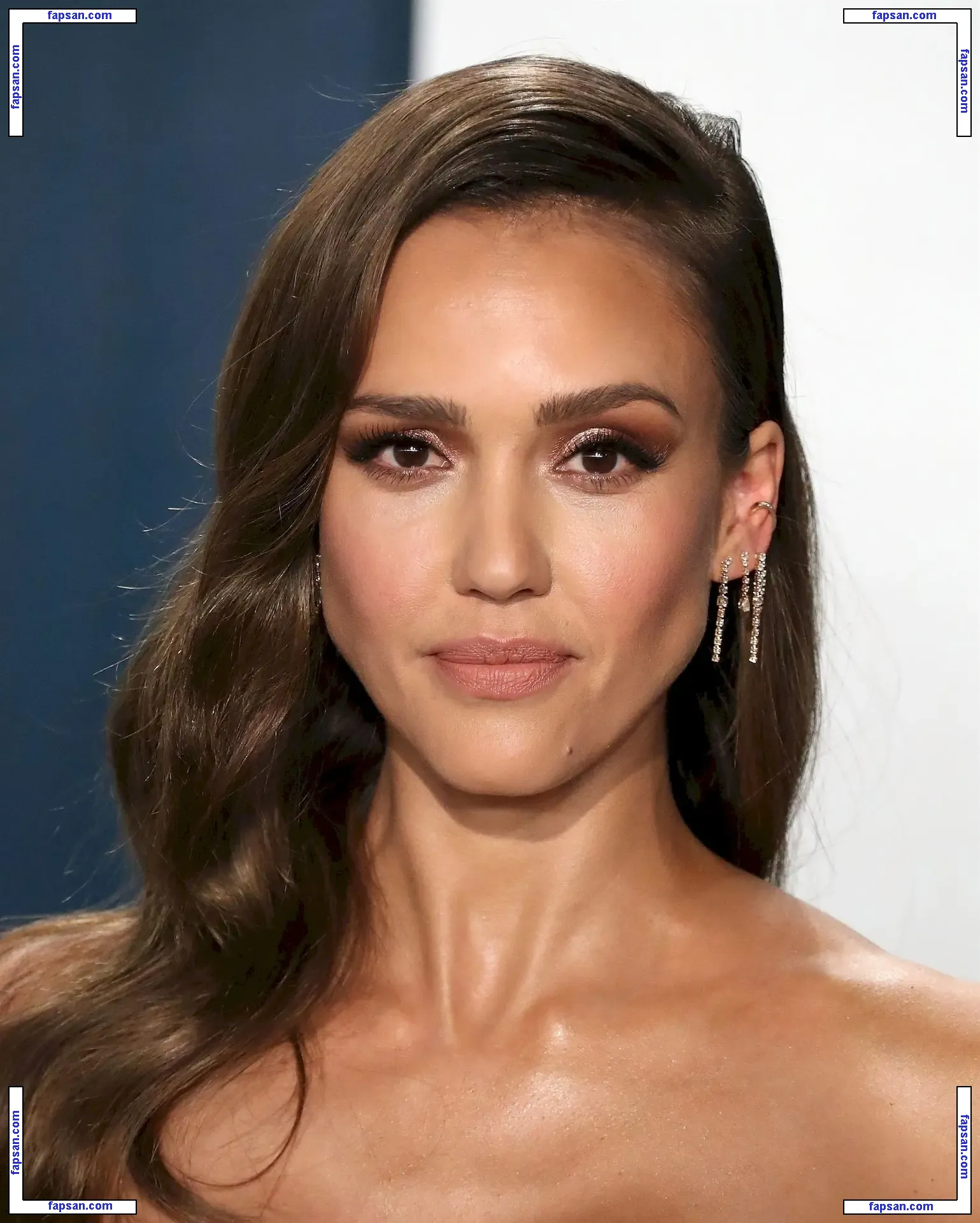 Jessica Alba голая фото #1744 с Онлифанс