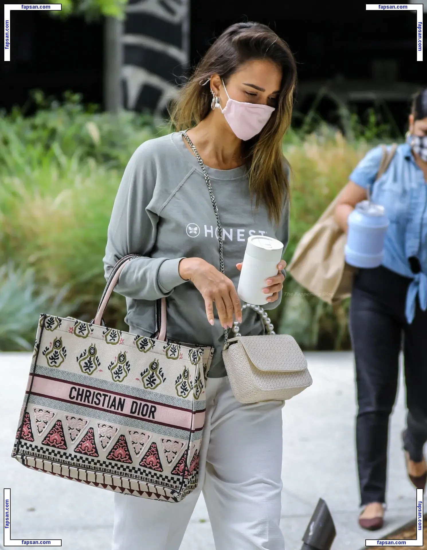Jessica Alba голая фото #1956 с Онлифанс