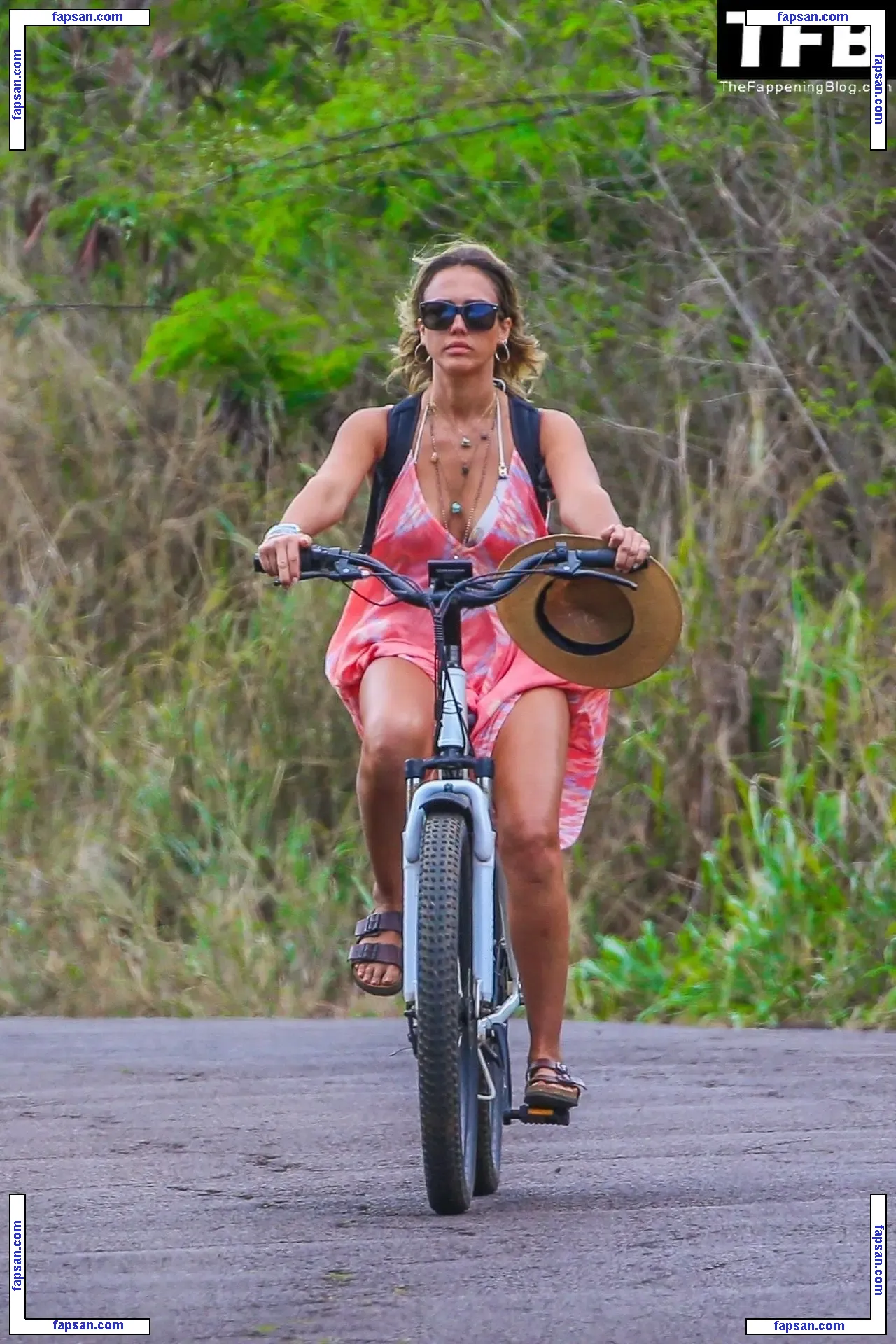 Jessica Alba nude photo #2591 from OnlyFans
