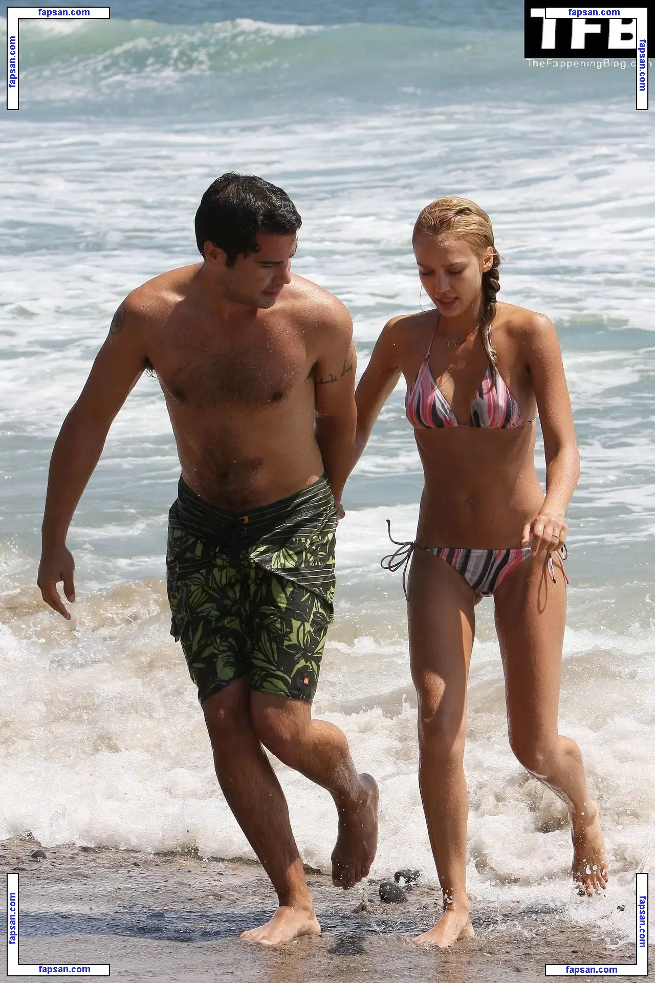 Jessica Alba nude photo #2712 from OnlyFans