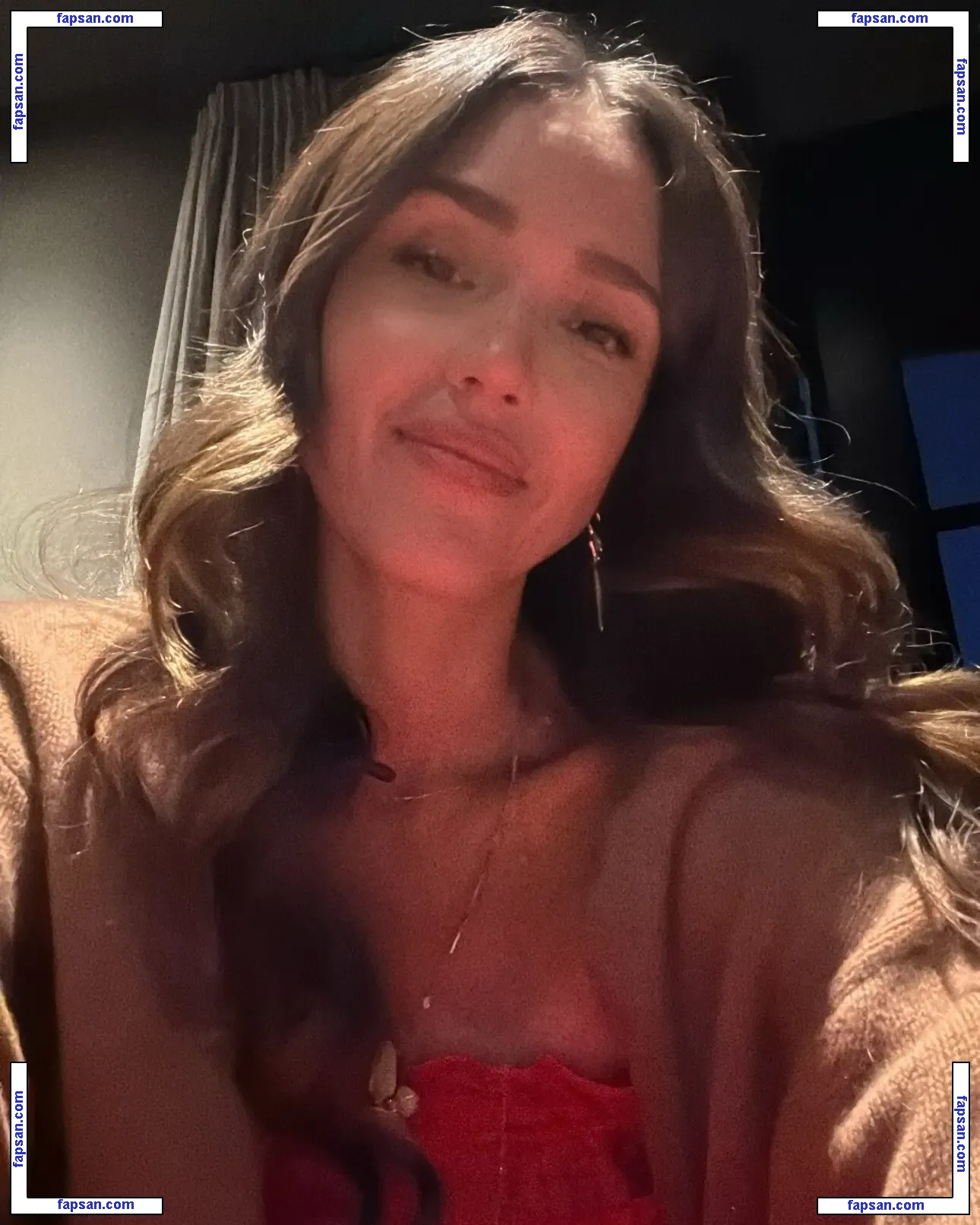 Jessica Alba голая фото #3970 с Онлифанс