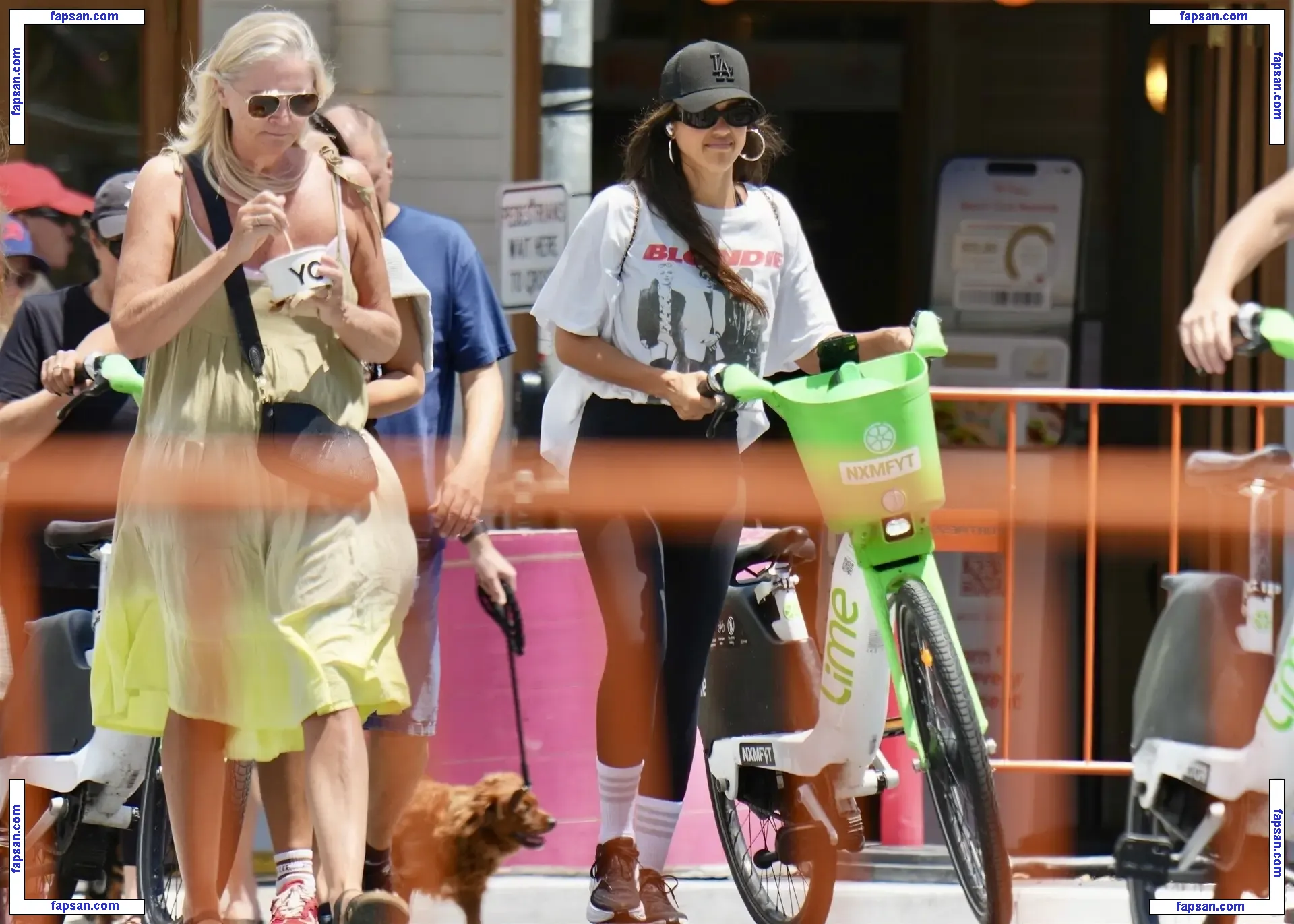 Jessica Alba голая фото #4003 с Онлифанс