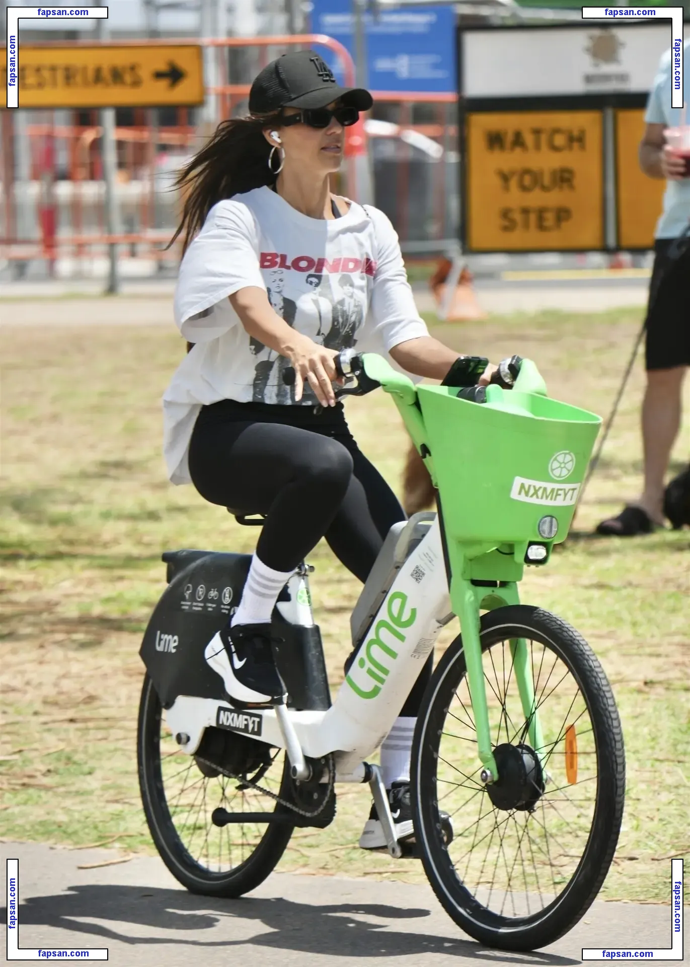 Jessica Alba голая фото #4006 с Онлифанс