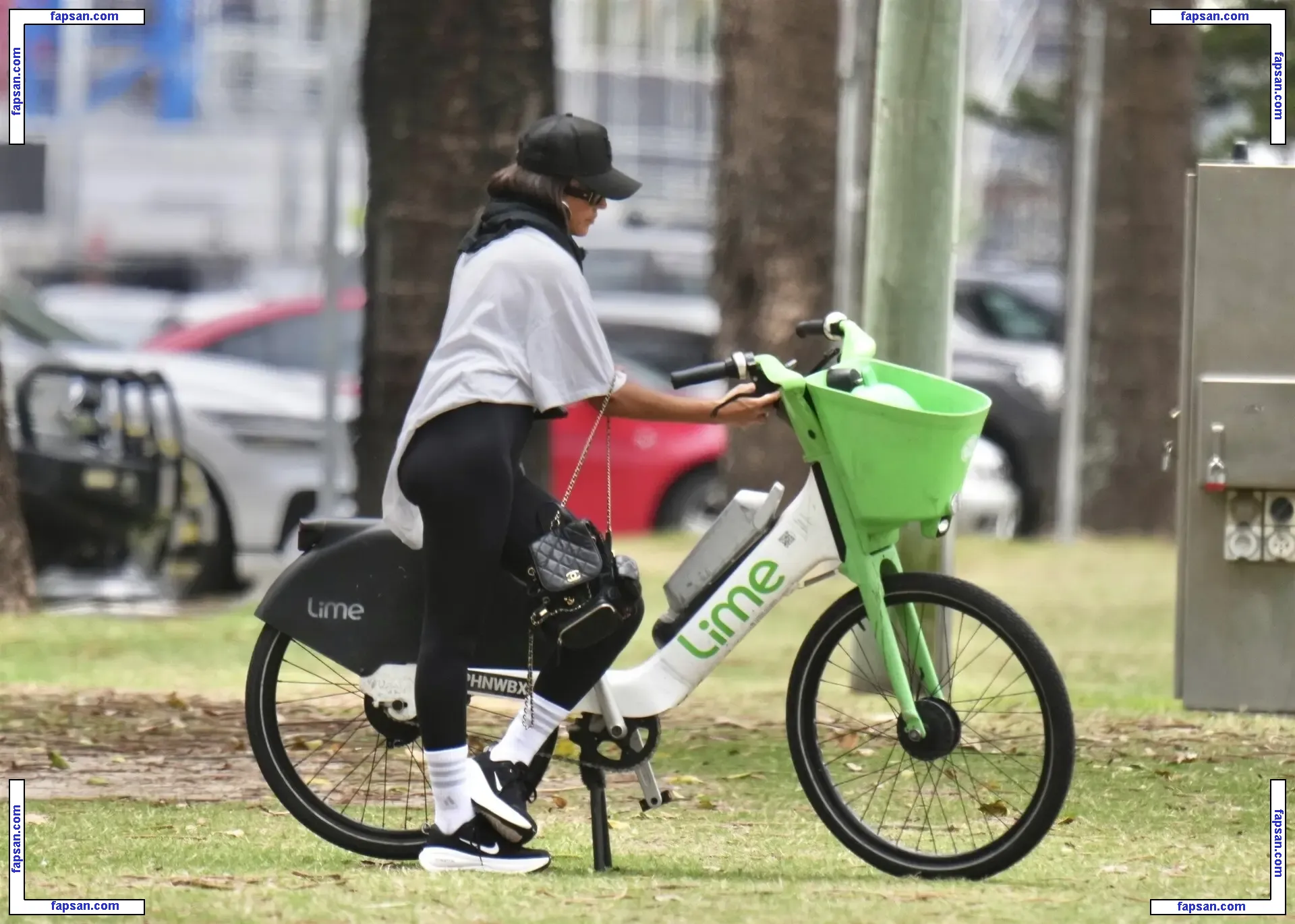 Jessica Alba голая фото #4009 с Онлифанс