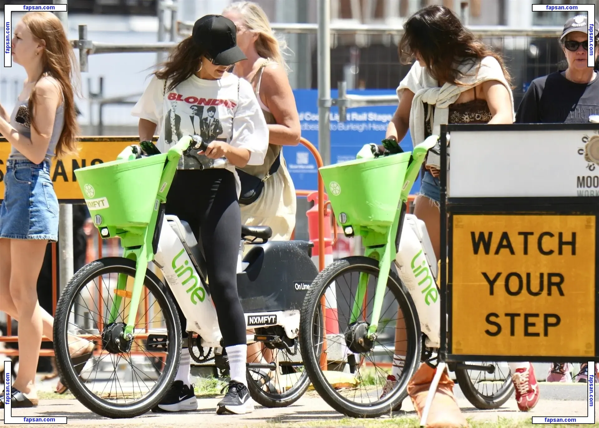 Jessica Alba голая фото #4014 с Онлифанс