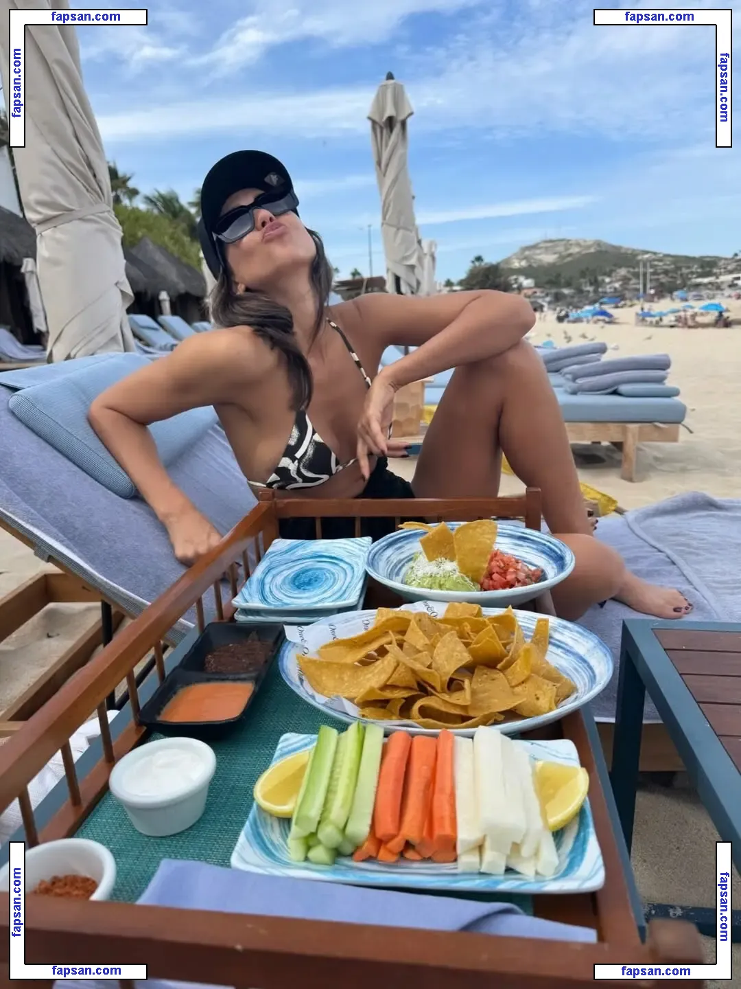 Jessica Alba nude photo #4050 from OnlyFans