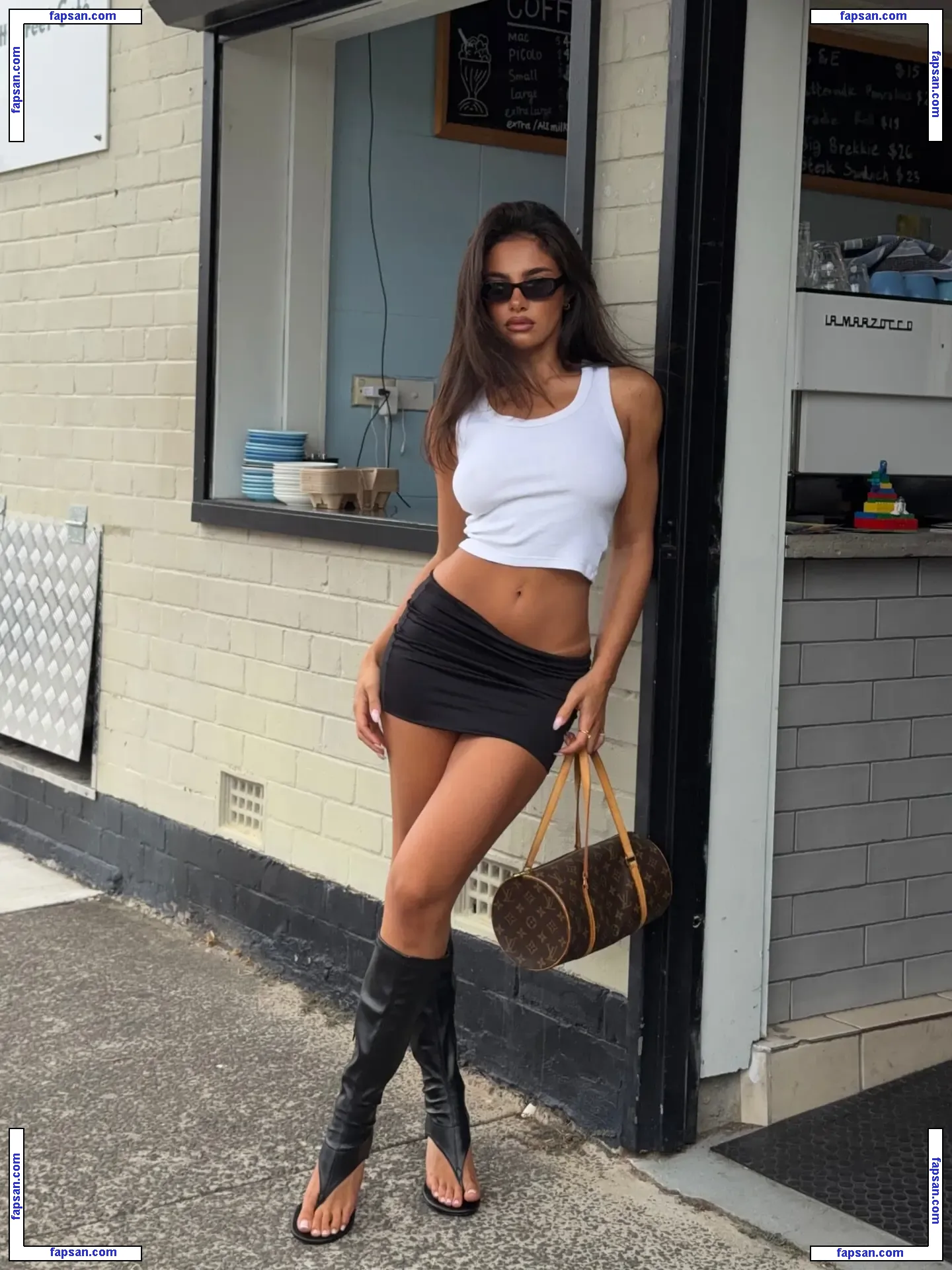 Jessica Bader голая фото #0089 с Онлифанс