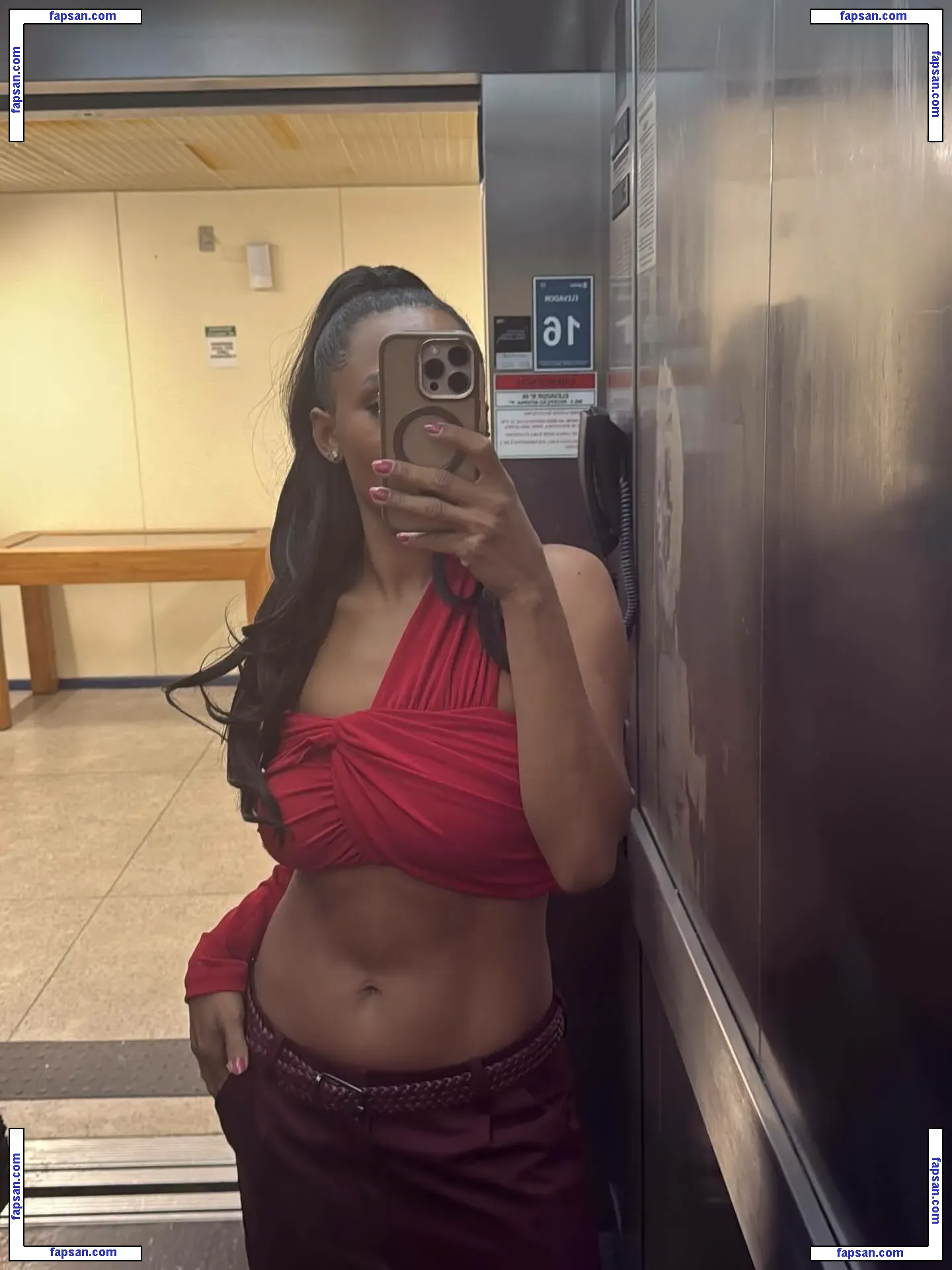 Jessica Ellen голая фото #0007 с Онлифанс