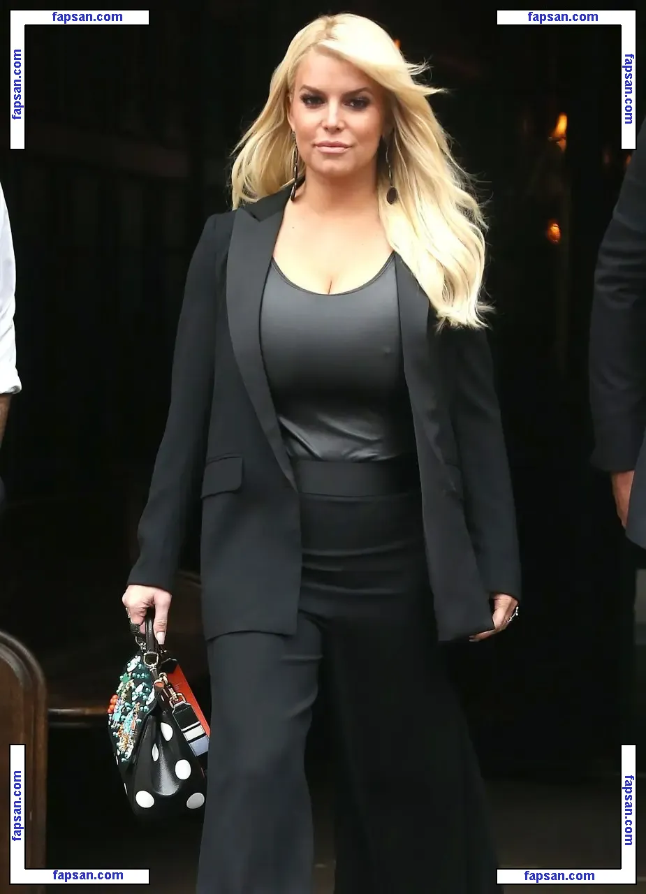 Jessica Simpson nude photo #0111 from OnlyFans