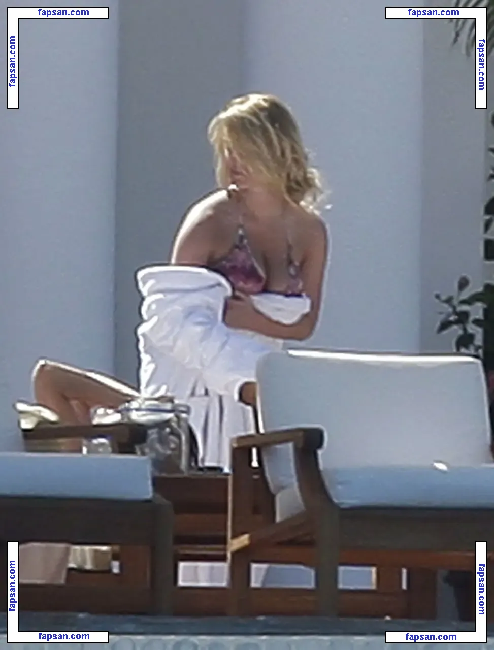 Jessica Simpson nude photo #0943 from OnlyFans