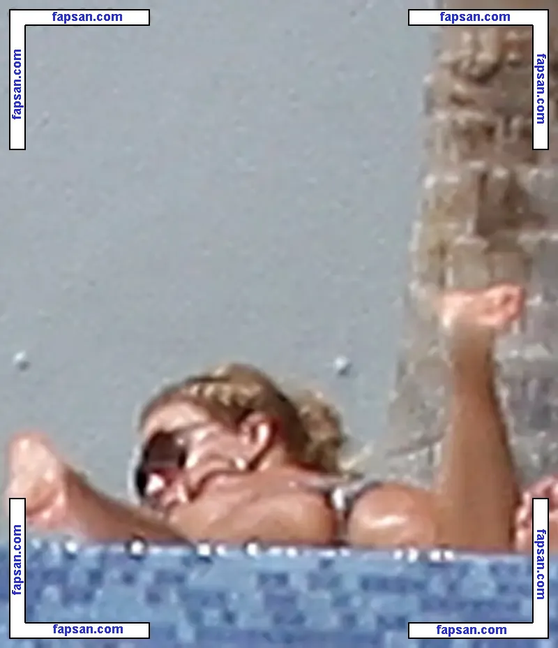 Jessica Simpson nude photo #2034 from OnlyFans