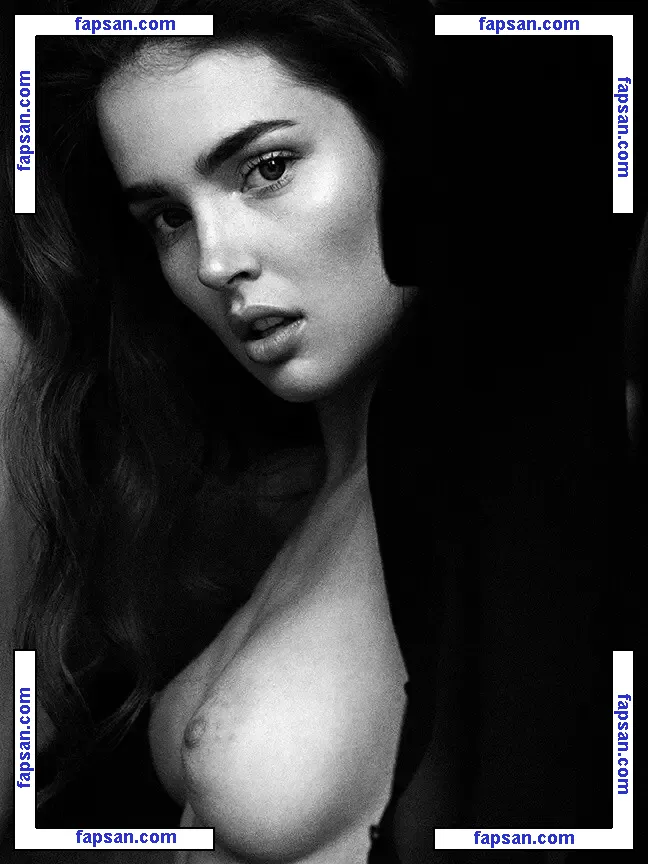 Jessica Wall nude photo #0134 from OnlyFans