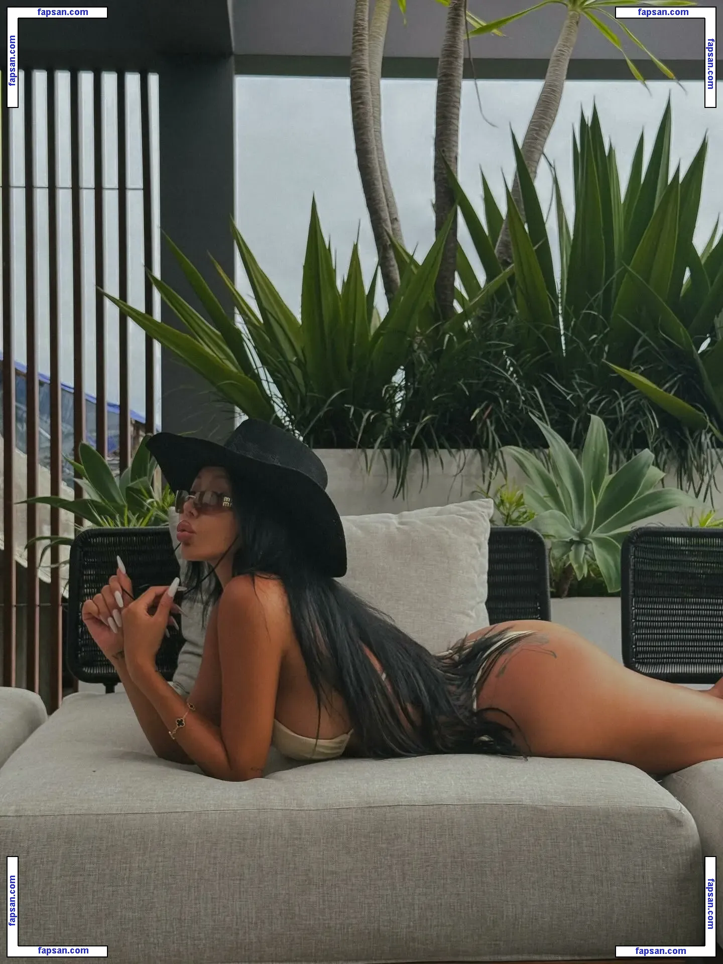 Jessicah_o nude photo #0030 from OnlyFans