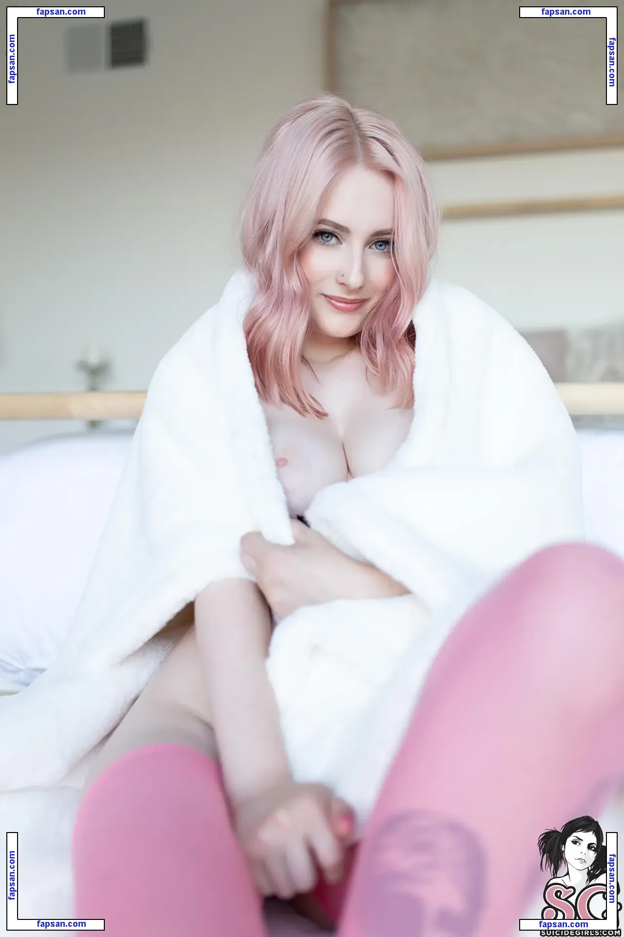 Jessicalousg nude photo #0003 from OnlyFans