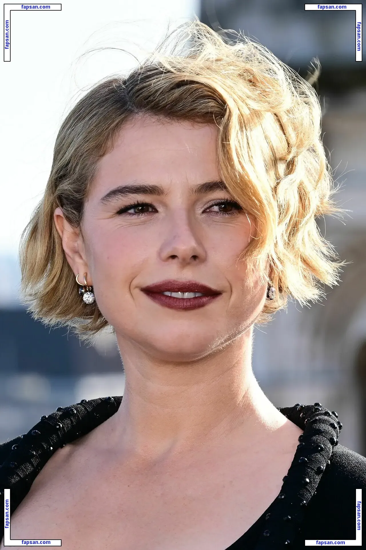 Jessie Buckley nude photo #0073 from OnlyFans