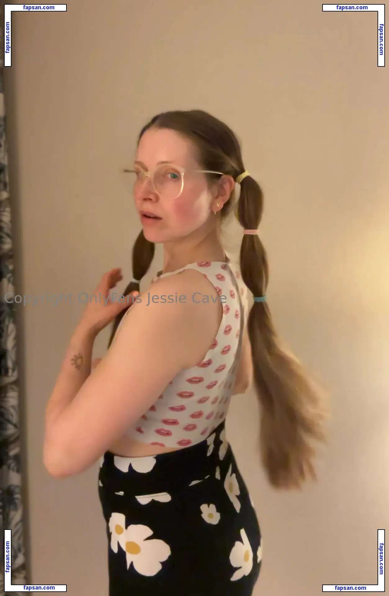 Jessie Cave nude photo #0023 from OnlyFans