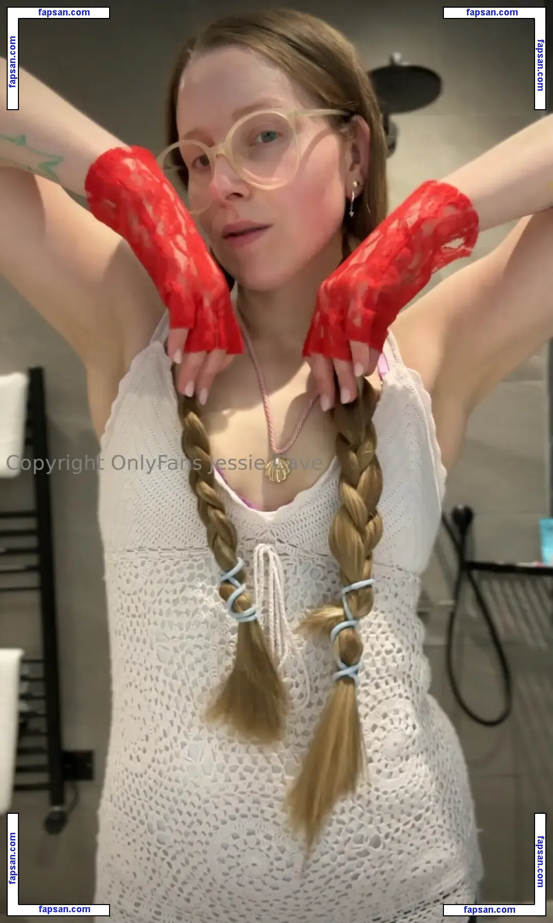 Jessie Cave nude photo #0032 from OnlyFans