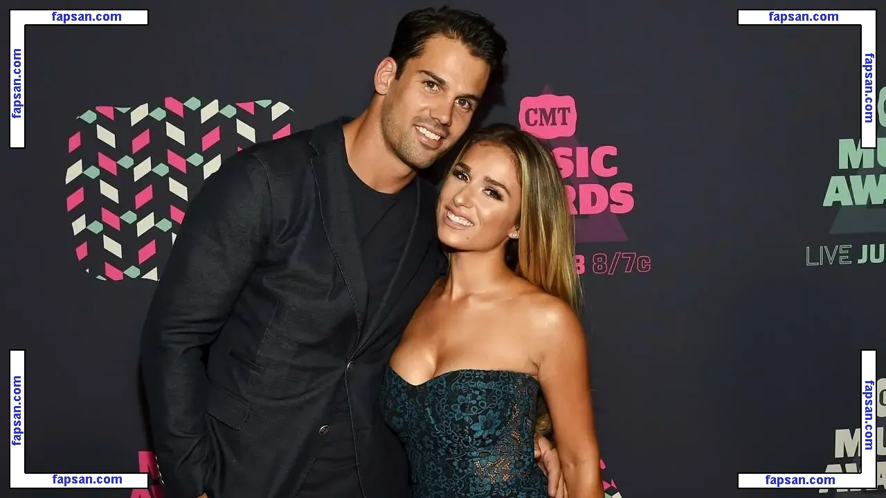 Jessie James Decker голая фото #0359 с Онлифанс