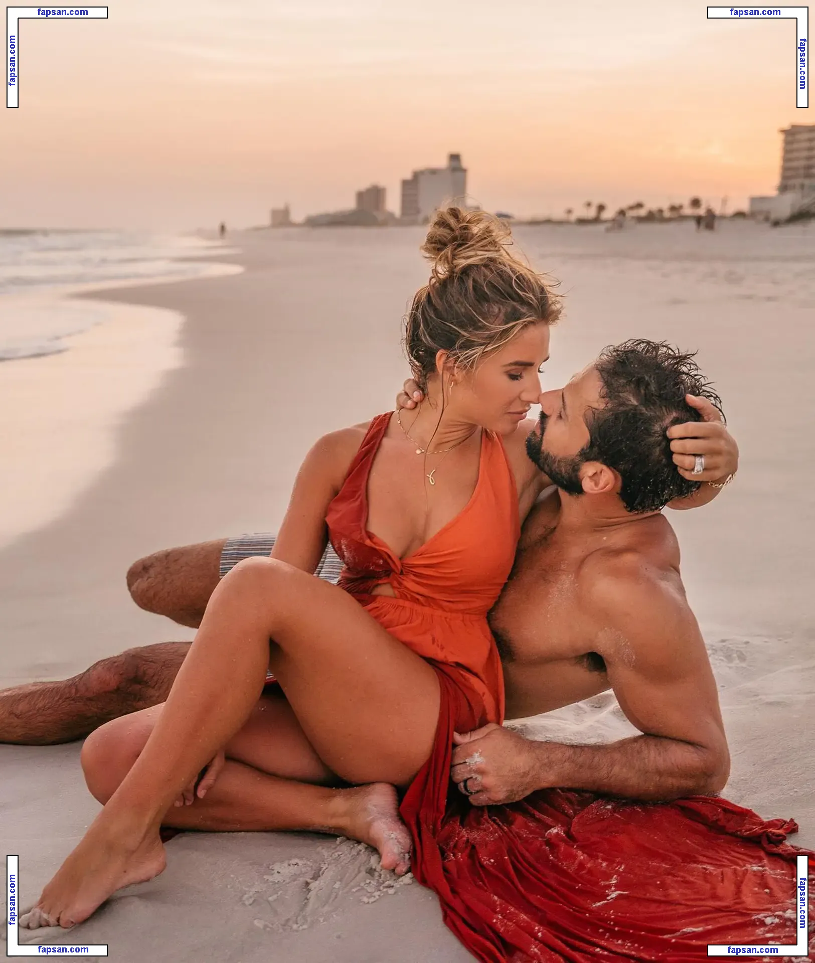 Jessie James Decker голая фото #0372 с Онлифанс