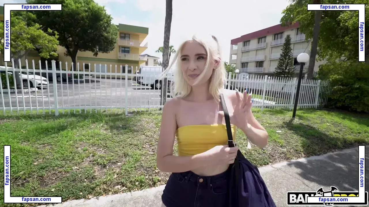 Jessie Saint голая фото #0031 с Онлифанс