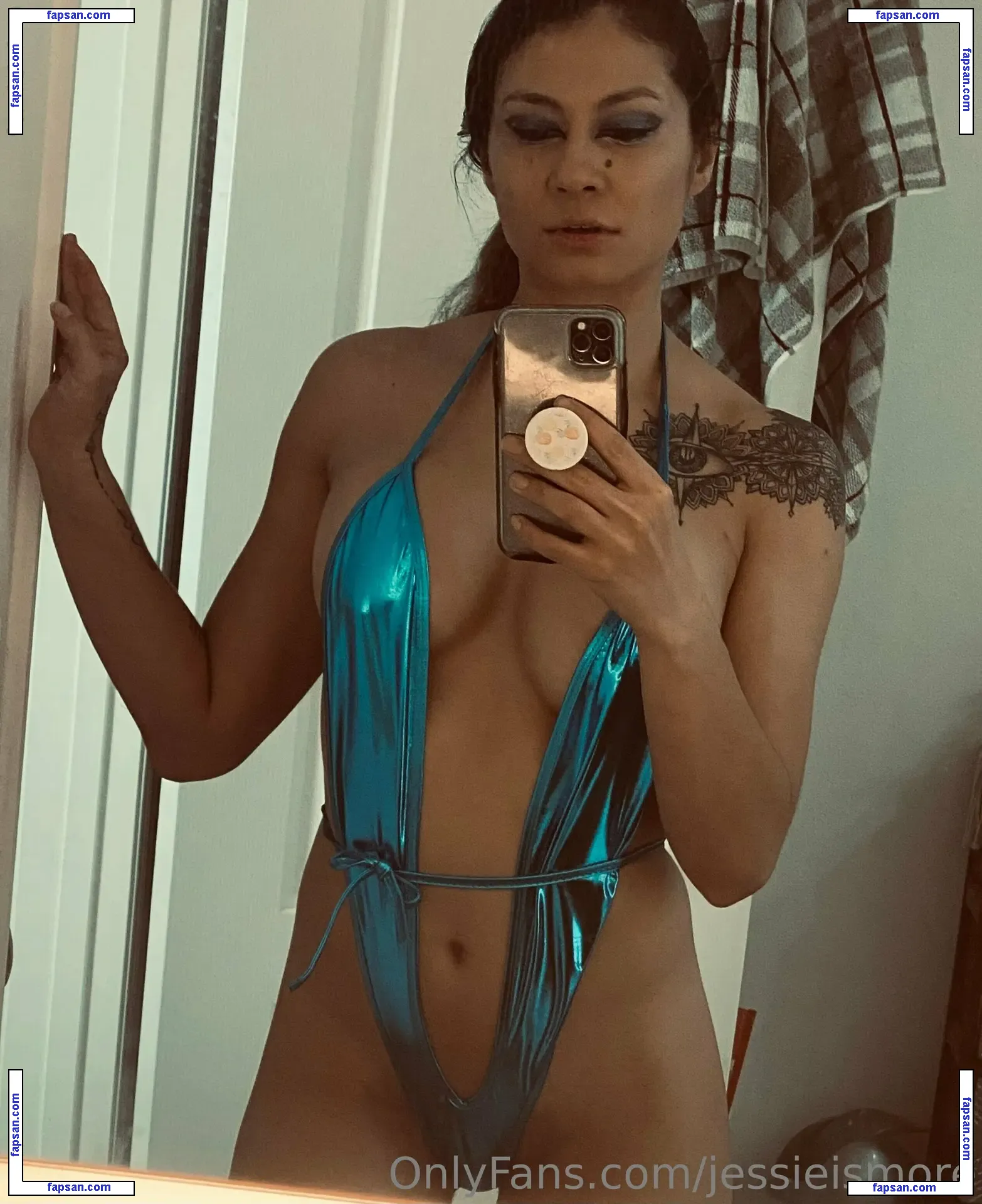 jessieismore nude photo #0030 from OnlyFans