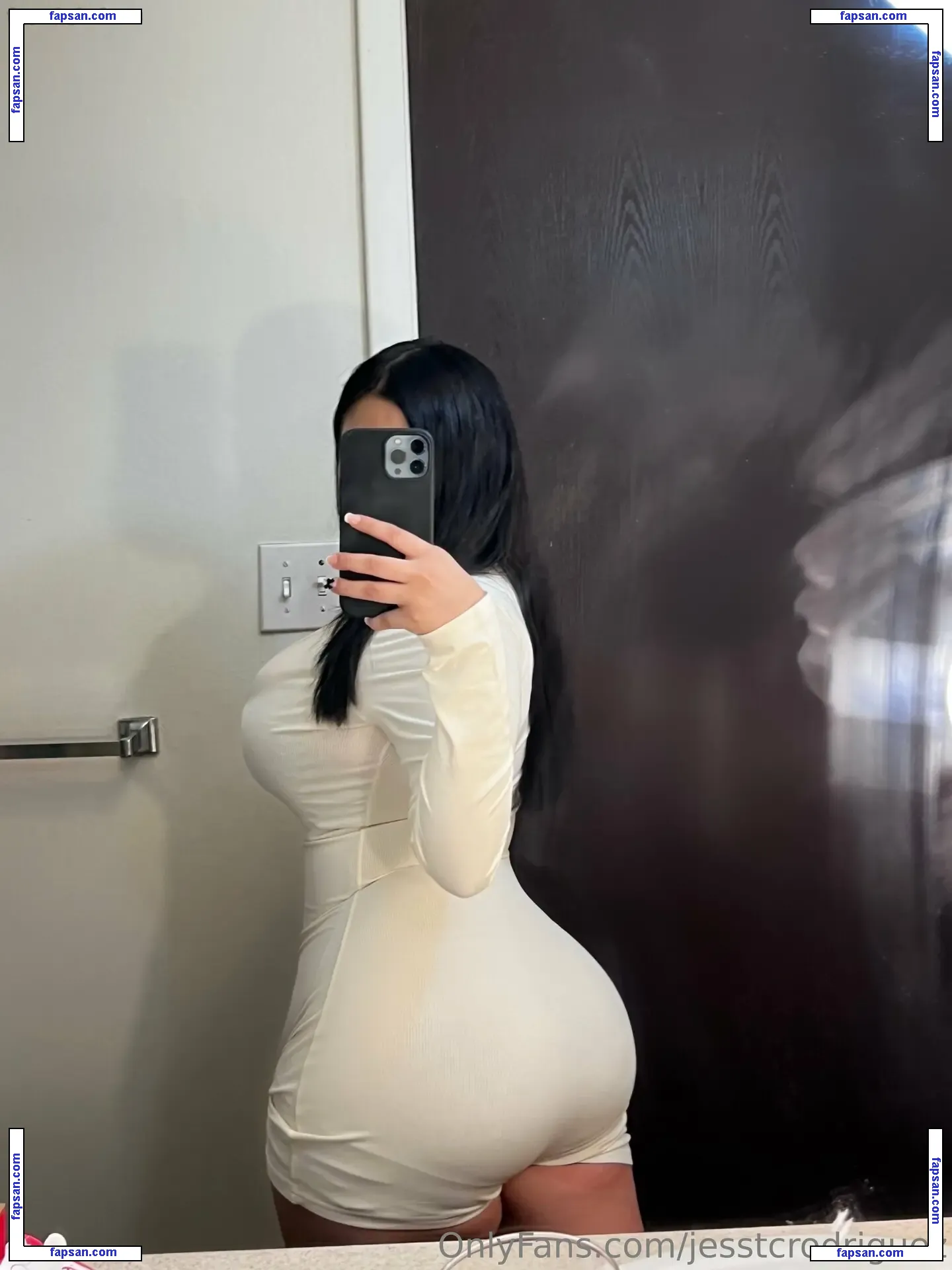 jesstcrodriguez nude photo #0010 from OnlyFans
