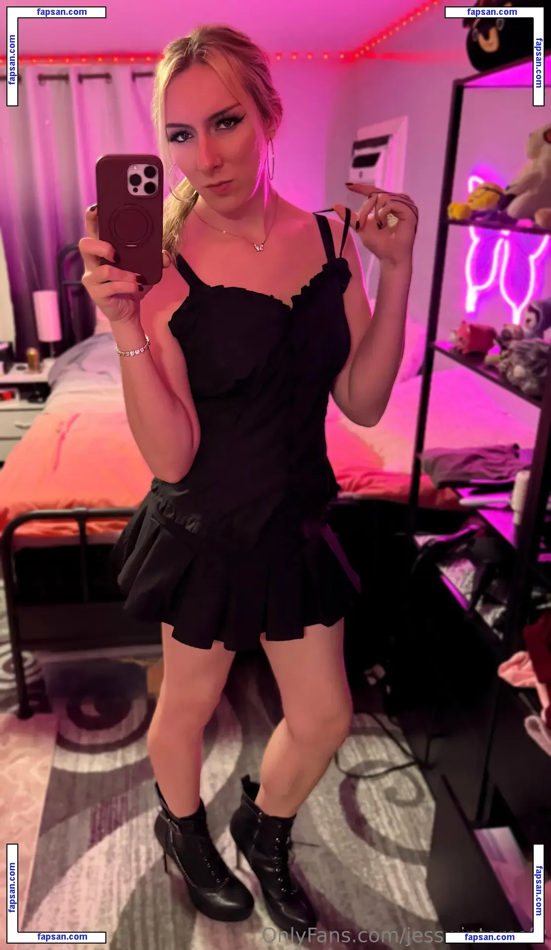 jesswintersof2 nude photo #0007 from OnlyFans