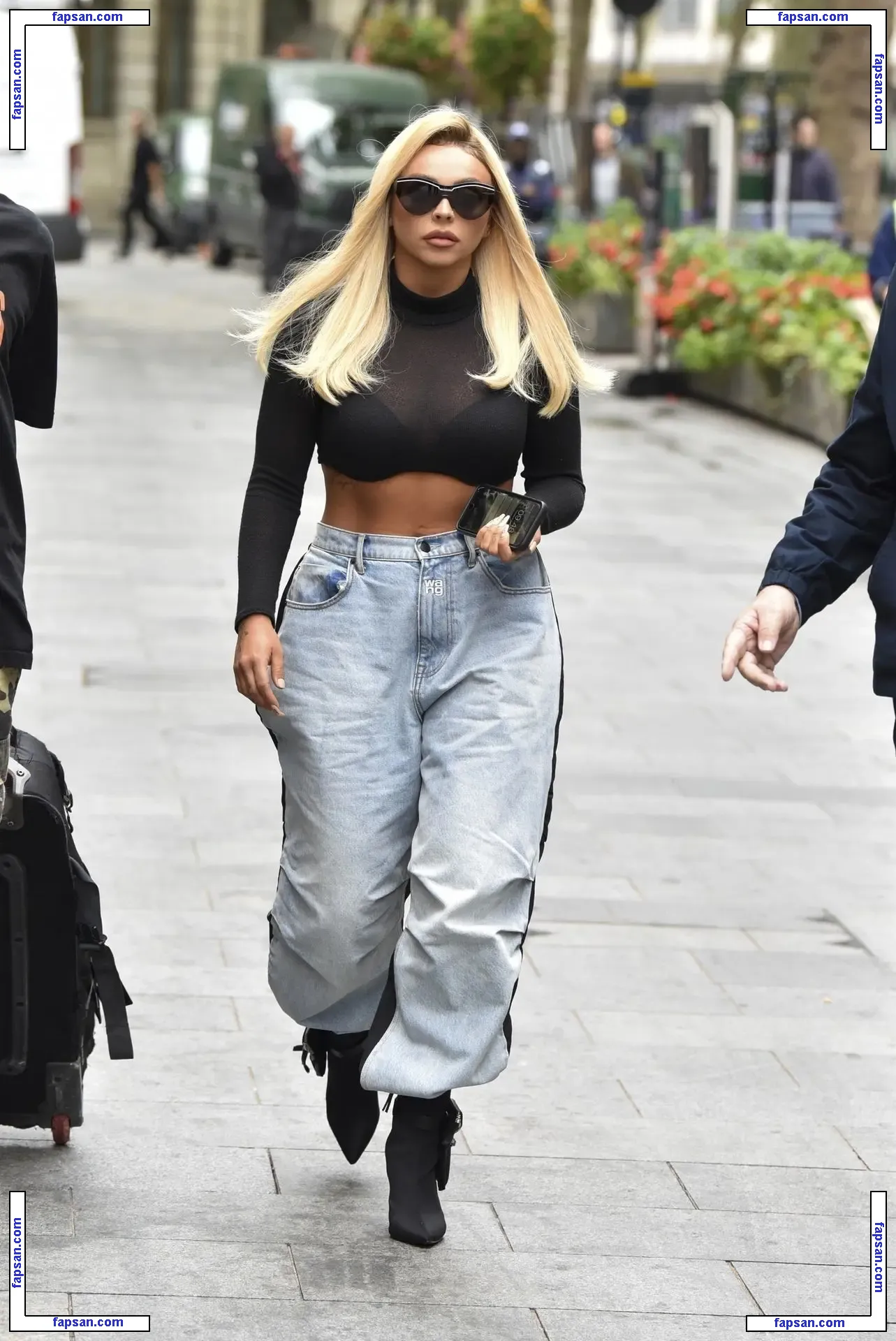 Jesy Nelson nude photo #0423 from OnlyFans