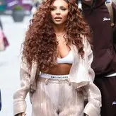 Jesy Nelson голая #0595