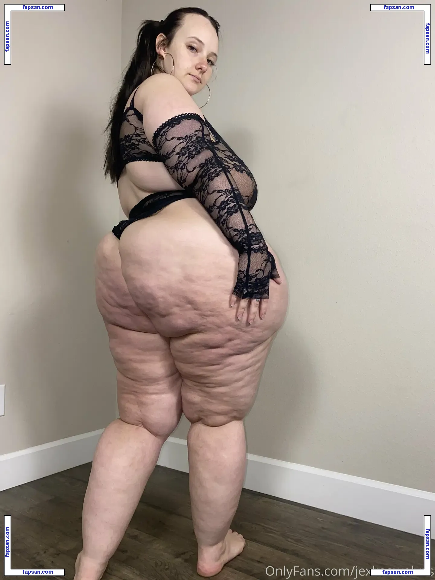 JexkaaWolves nude photo #0092 from OnlyFans