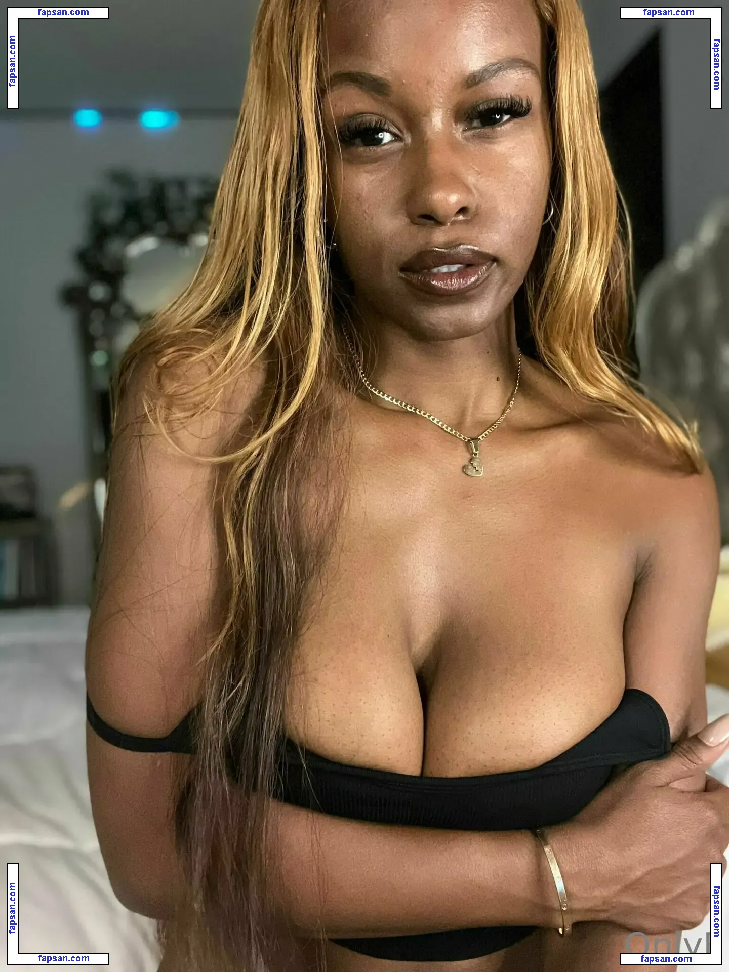 jezabelvisser nude photo #0184 from OnlyFans