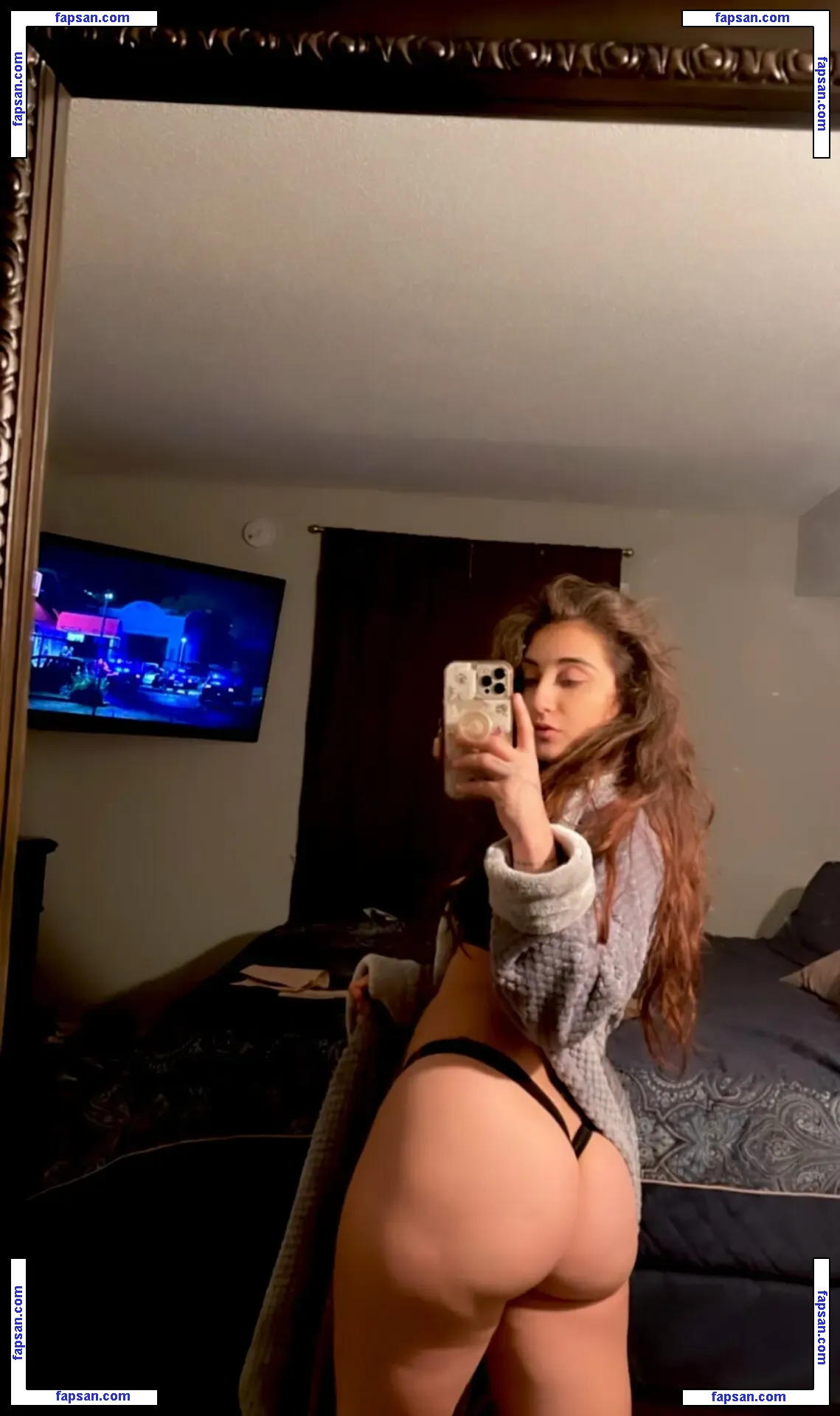 Jezebeth nude photo #0002 from OnlyFans