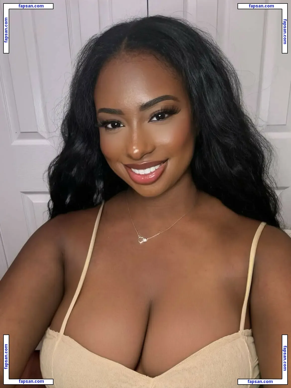 jharionne голая фото #0011 с Онлифанс