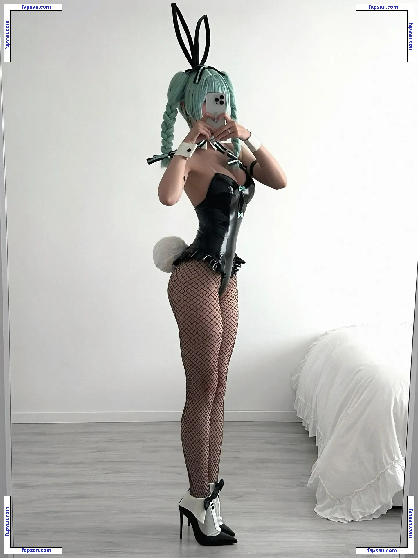 jiascos nude photo #0022 from OnlyFans