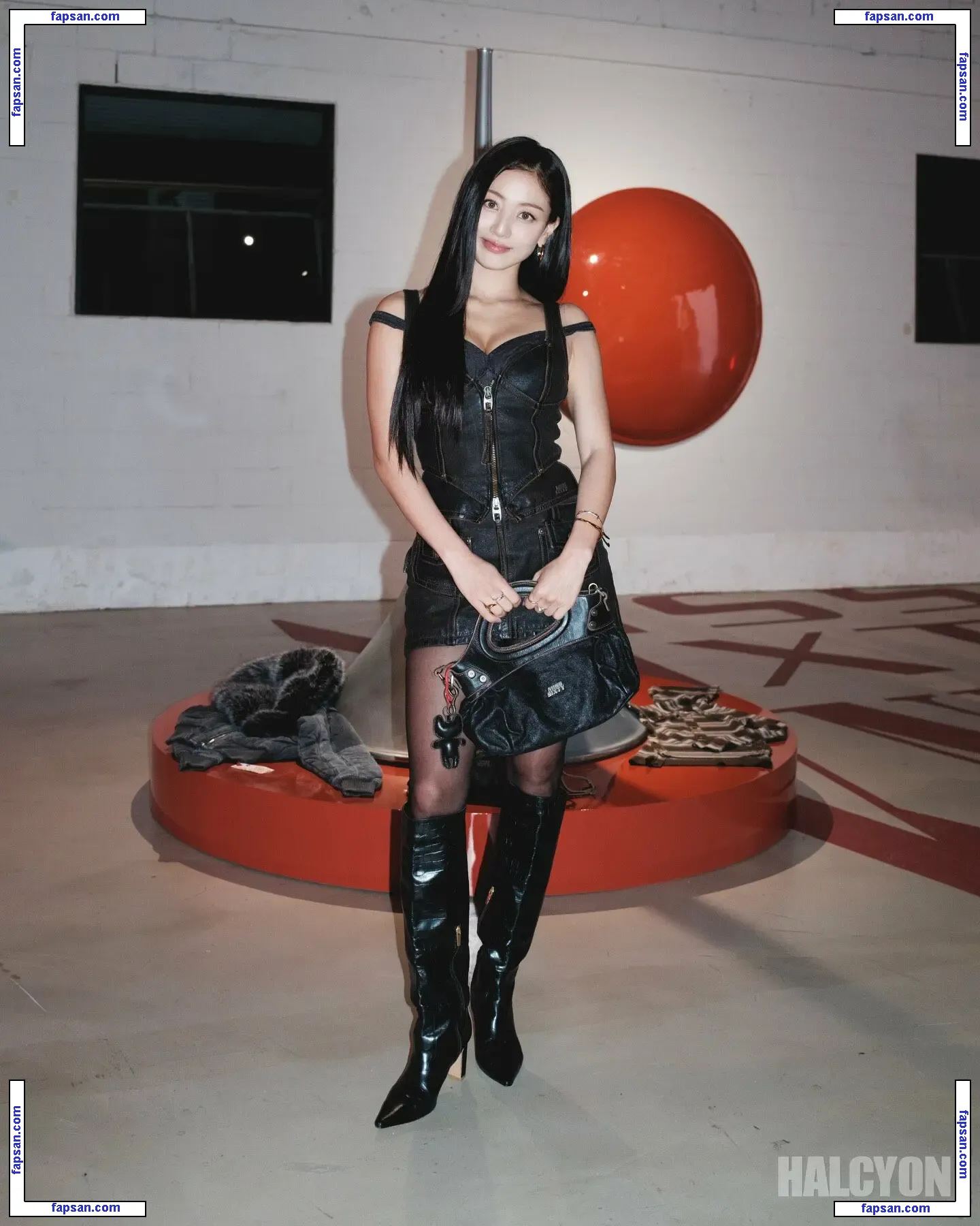 Jihyo nude photo #0184 from OnlyFans