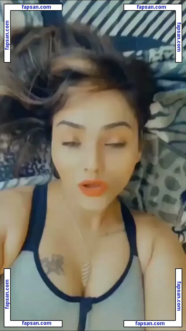 Jinnie Jaaz nude photo #0004 from OnlyFans