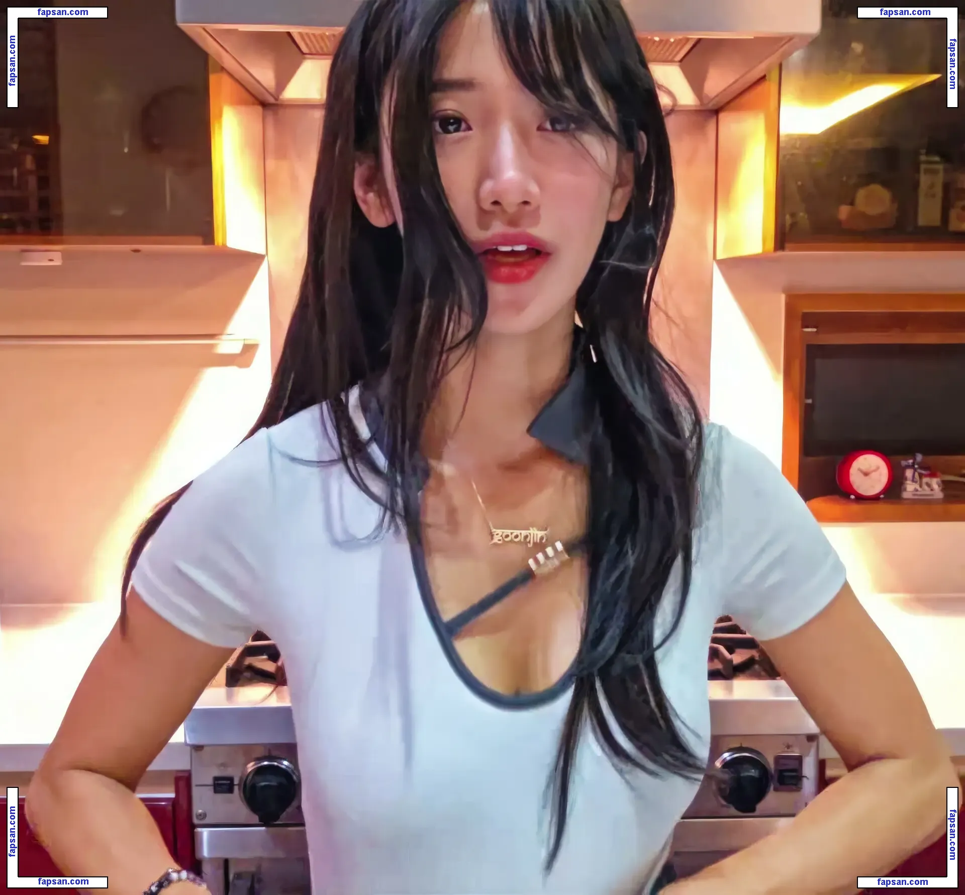 jinnytty nude photo #0333 from OnlyFans